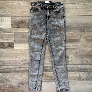 Vervet by Flying Monkey Acid Wash Skinny Jeans – Size 29